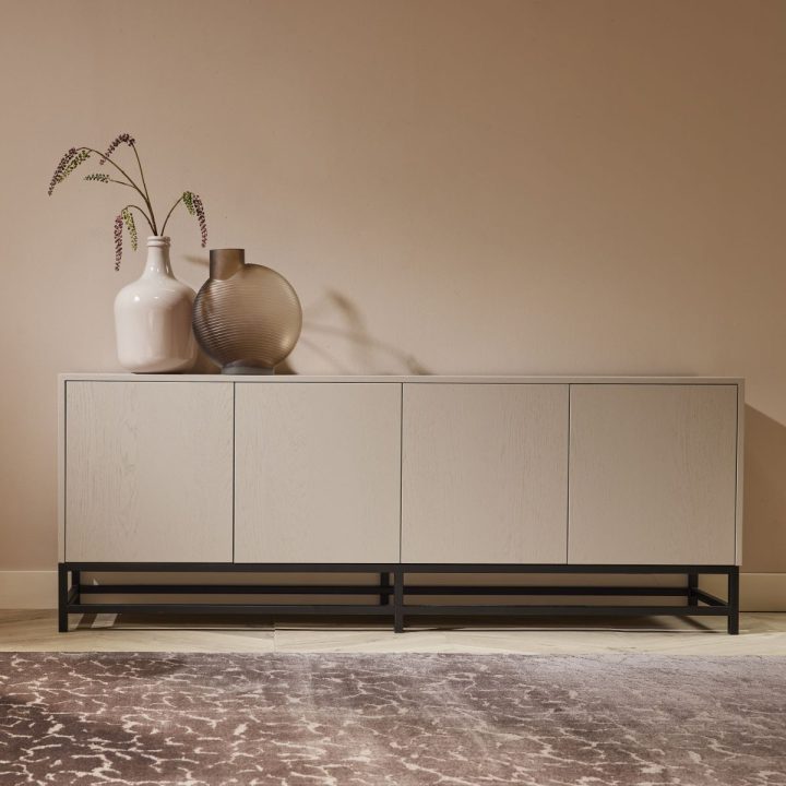 IL2083-SET_03_LORENZO_KAST_THOMPSON_DETAILS_ 13-bew